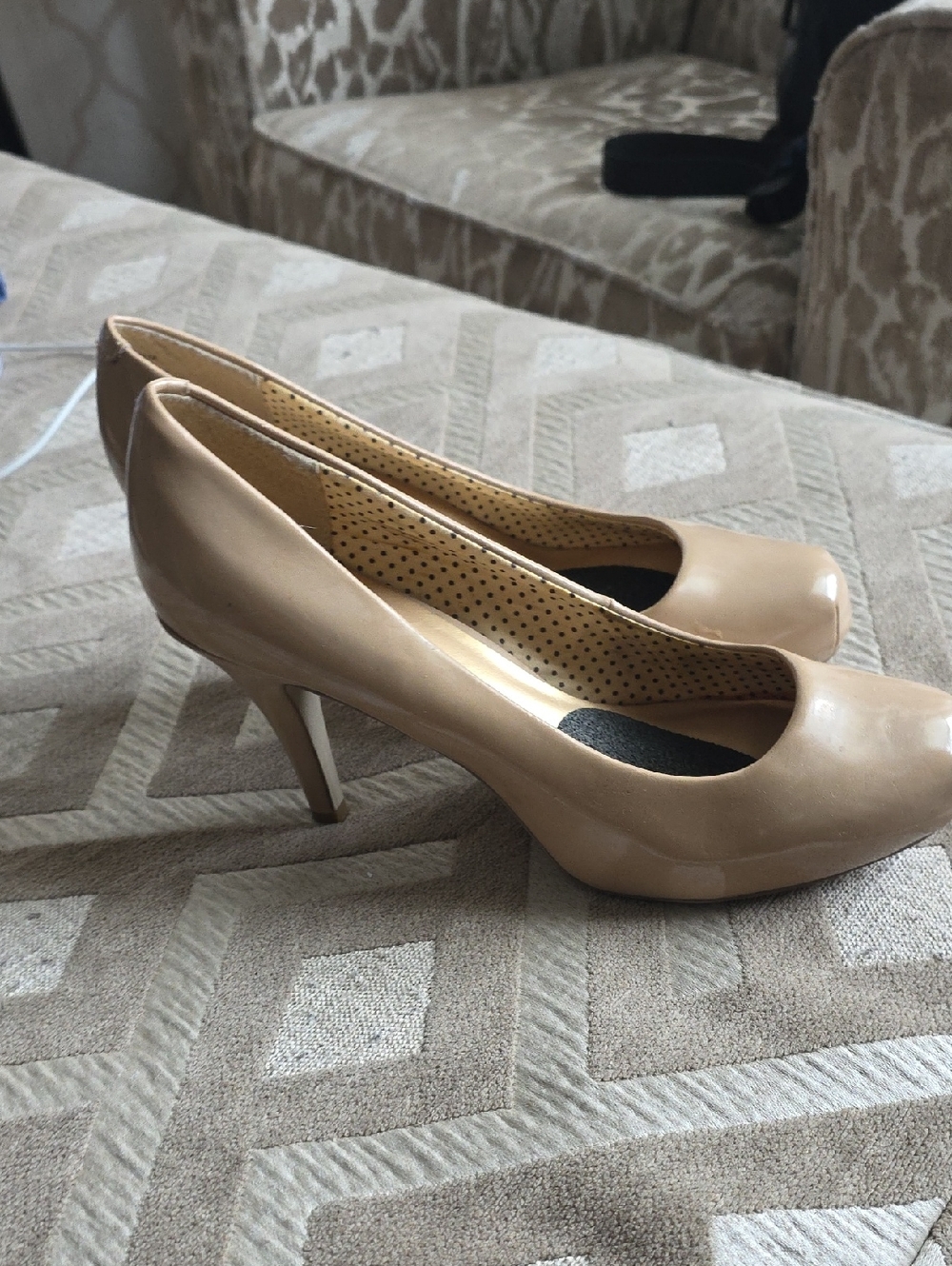 Women's Classic Nude Patent High Heels